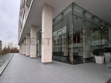 126 mt2 amoblada a pasos del Portal La Dehesa