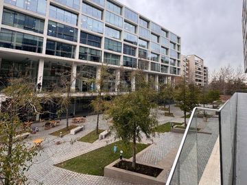 126 mt2 amoblada a pasos del Portal La Dehesa