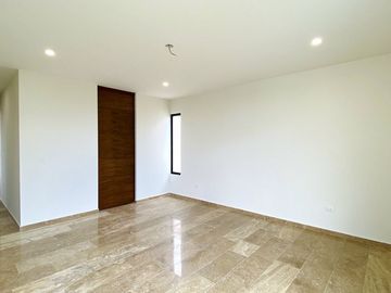 CASA EN VENTA, PRIVADA EL CORTIJO CON AMENIDADES DE LUJO, ZONA COUNTRY, MÉRIDA