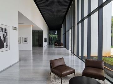 For Sale or Rent Prestigious 2BR Apartment at Izzara