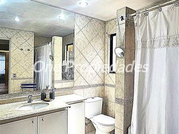 Casa Venta 4D3B Estar Servicio y Piscina Las Condes
