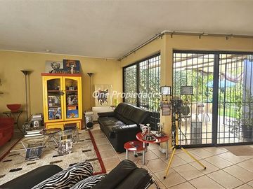 Casa Venta 4D3B Estar Servicio y Piscina Las Condes