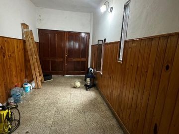 Casa con Departamento en venta en Loma Hermosa