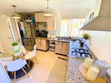 Se vende casa en Altos del Rosario, Peñuelas