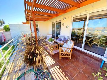 Se vende casa en Altos del Rosario, Peñuelas
