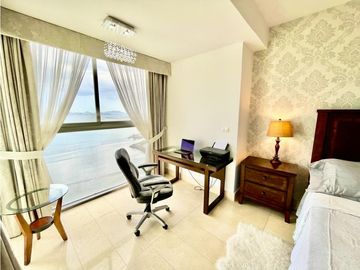 VENTA APARTAMENTO AMOBLADO PH YOO AVENIDA BALBOA