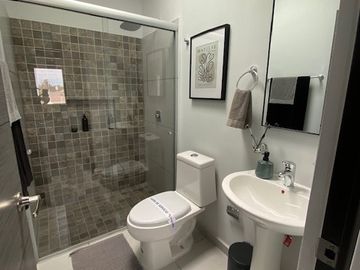 CASA NUEVA EN VENTA AL PONIENTE DE AGUASCALIENTES