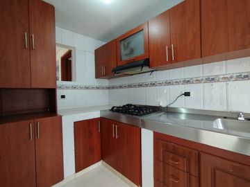 apartamento en arriendo en el troncal. Cod A122772