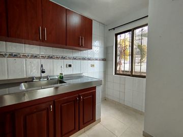 apartamento en arriendo en el troncal. Cod A122772