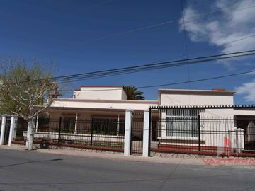 CASA EN VENTA DE UNA PLANTA EN JARDINES DEL SANTUARIO