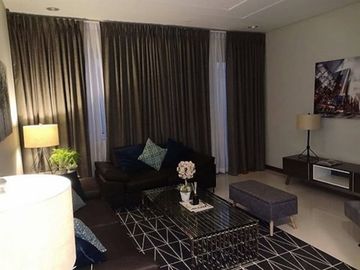 RFO Spacious 4BR 5T&B 2-3 CG Dplex Thse Sta. Mesa Heights QC