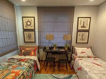 RFO Spacious 4BR 5T&B 2-3 CG Dplex Thse Sta. Mesa Heights QC