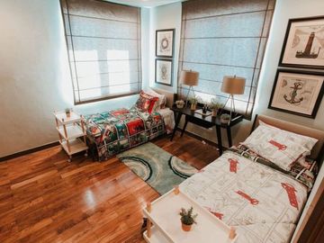 RFO Spacious 4BR 5T&B 2-3 CG Dplex Thse Sta. Mesa Heights QC
