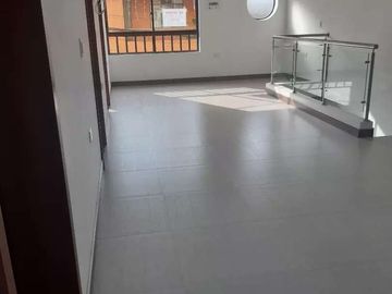 SE VENDE EXCELENTE CASA EN SAN JORGE CON RENTA, MANIZALES