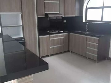 SE VENDE EXCELENTE CASA EN SAN JORGE CON RENTA, MANIZALES