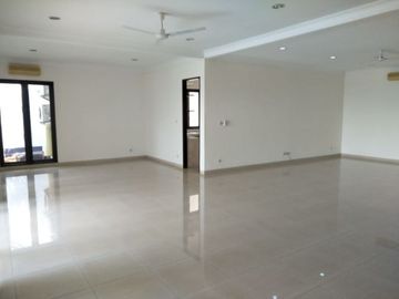 Disewakan Rumah Private Pool di Bangka Jakarta Selatan