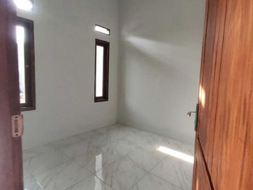 Rumah modern dijual cepat di sawangan cash