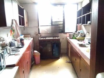 Rumah tinggal lokasi trunojoyo dekat riau, dago bandung