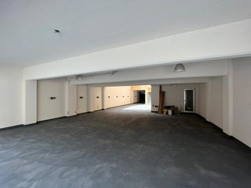 Departamento de dos ambientes al contrafrente a la venta en Wilde