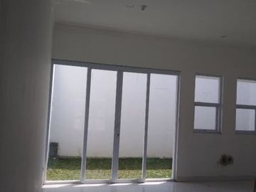 LIMITED 2 Unit Investasi Rumah Artis Depan Jalan Raya Arcamanik Cisaranten