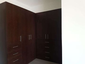 Venta de hermosa casa en urbanización