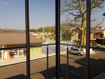 Venta de hermosa casa en urbanización