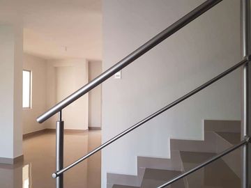 Venta de hermosa casa en urbanización