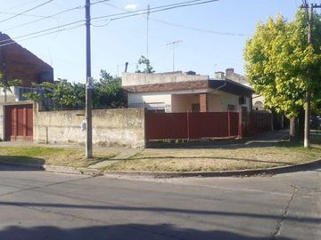 Casa en venta en Castelar Sur