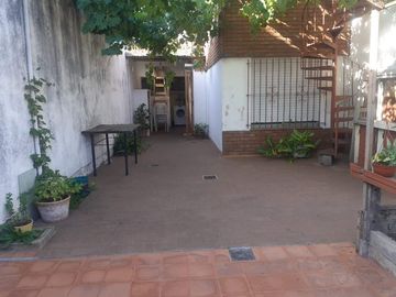 Casa en venta en Castelar Sur