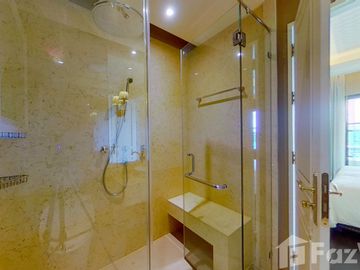 Sweet Dreams in the Sky: Chaing Mai Penthouse Living
