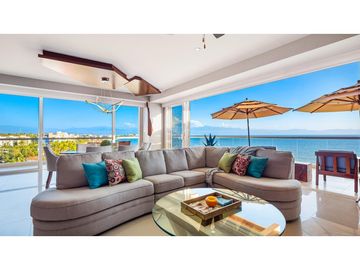 Departamento en Venta en Puerto Vallarta, 3 Recámara, 4.5 Baños