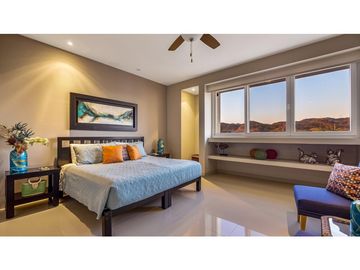 Departamento en Venta en Puerto Vallarta, 3 Recámara, 4.5 Baños