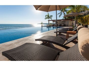 Departamento en Venta en Puerto Vallarta, 3 Recámara, 4.5 Baños