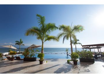 Departamento en Venta en Puerto Vallarta, 3 Recámara, 4.5 Baños