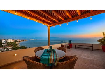 Departamento en Venta en Puerto Vallarta, 3 Recámara, 4.5 Baños