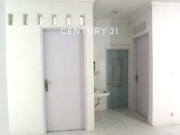 Rumah Siap Huni Cantik Dijual Dalam Cluster  Area Ciputat