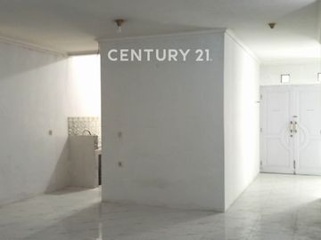 Rumah Siap Huni Cantik Dijual Dalam Cluster  Area Ciputat