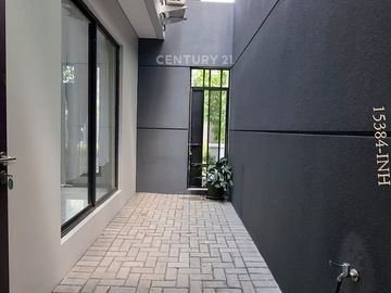 Disewakan Rumah Hook Di U  Ville Bintaro Jaya