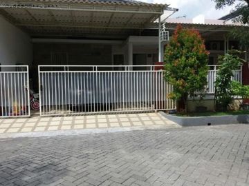 Rumah delta Gardenia V (semi furnish), Strategis