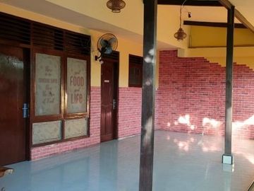 Dijual Rumah Ada Kantor di Jl. Ikan Trowani, Morokrembangan