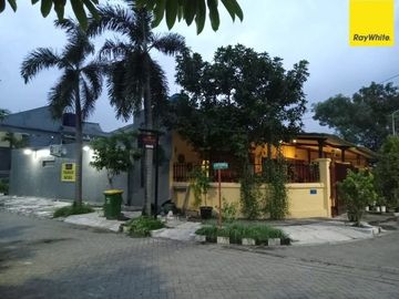 Dijual Rumah Ada Kantor di Jl. Ikan Trowani, Morokrembangan