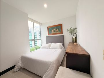 Apartamento Amoblado Sector Loma Alejandría