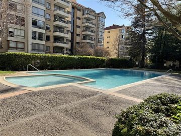 VENTA DEPARTAMENTO EN LAS CONDES REMODELADO, PORTAL LA REINA