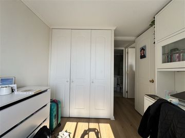 VENTA DEPARTAMENTO EN LAS CONDES REMODELADO, PORTAL LA REINA