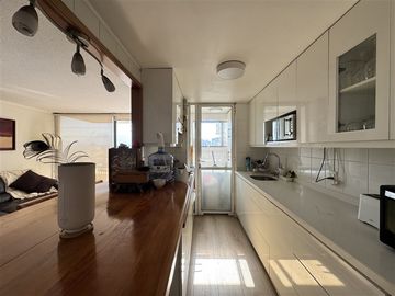 VENTA DEPARTAMENTO EN LAS CONDES REMODELADO, PORTAL LA REINA