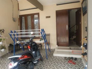 Rumah second di Pitara Depok