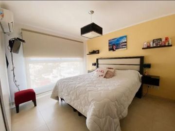 Departamento de tres ambientes en venta con cochera en Haedo Norte