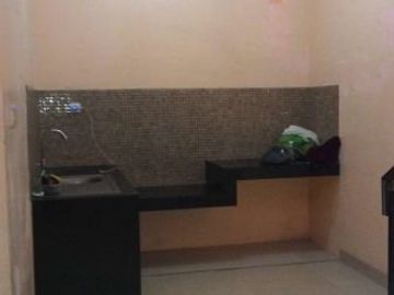 Rumah Karang Tengah Ciledug Strategis Dan Siap Huni