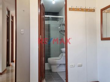 ¡Descubre tu nuevo hogar en Chiclayo! 🏡✨

Te presentamos este acogedor departamento flat, ideal para quienes buscan comodidad y practicidad en una e
