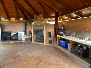HERMOSA CASA CAMPESTRE EN EL KILOMETRO 32 BORRERO AYERBE VALLE DEL CAUCA